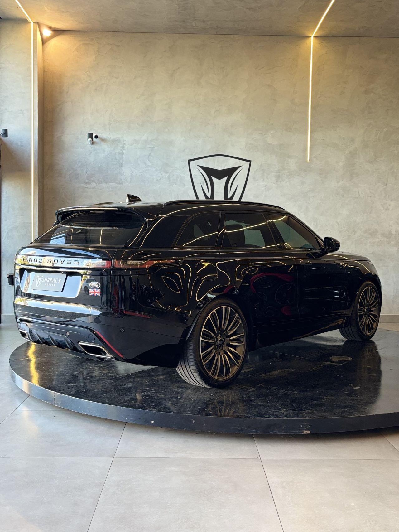 LAND ROVER Range Rover Velar - Foto