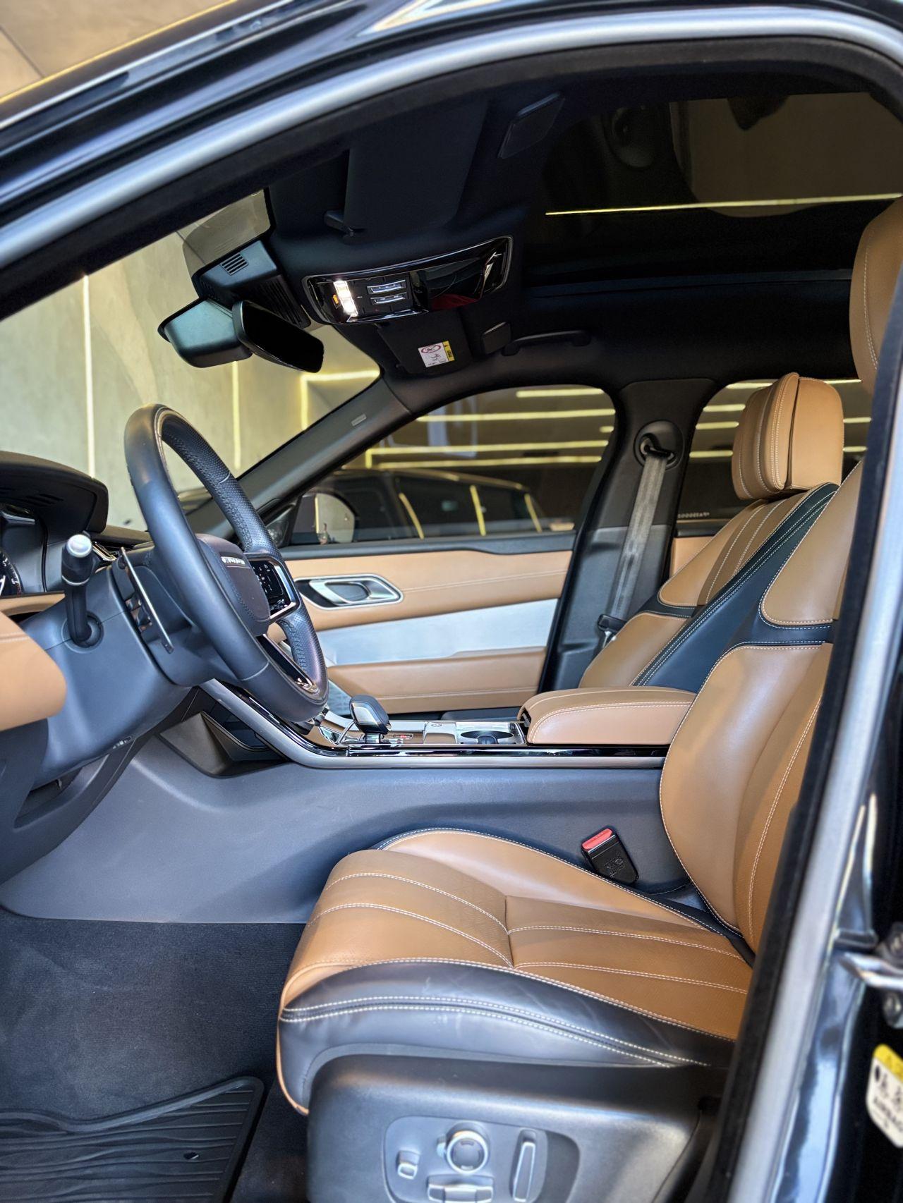 LAND ROVER Range Rover Velar - Foto