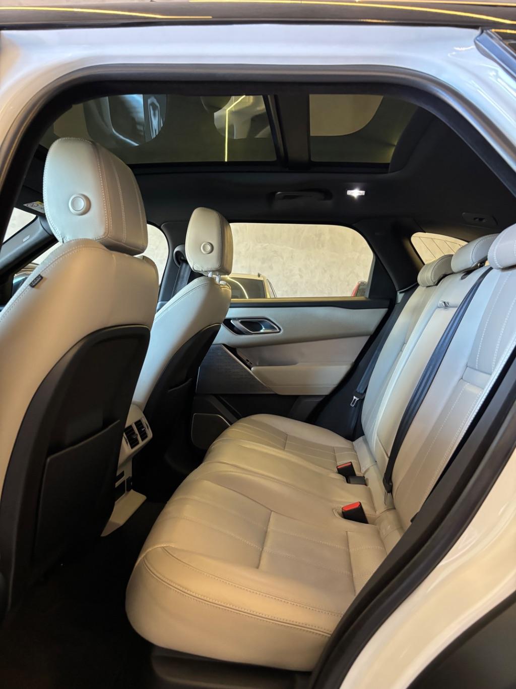 LAND ROVER Range Rover Velar - Foto