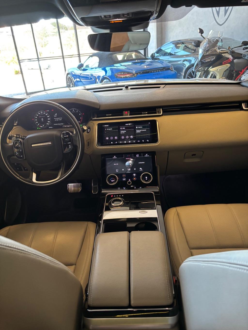 LAND ROVER Range Rover Velar - Foto