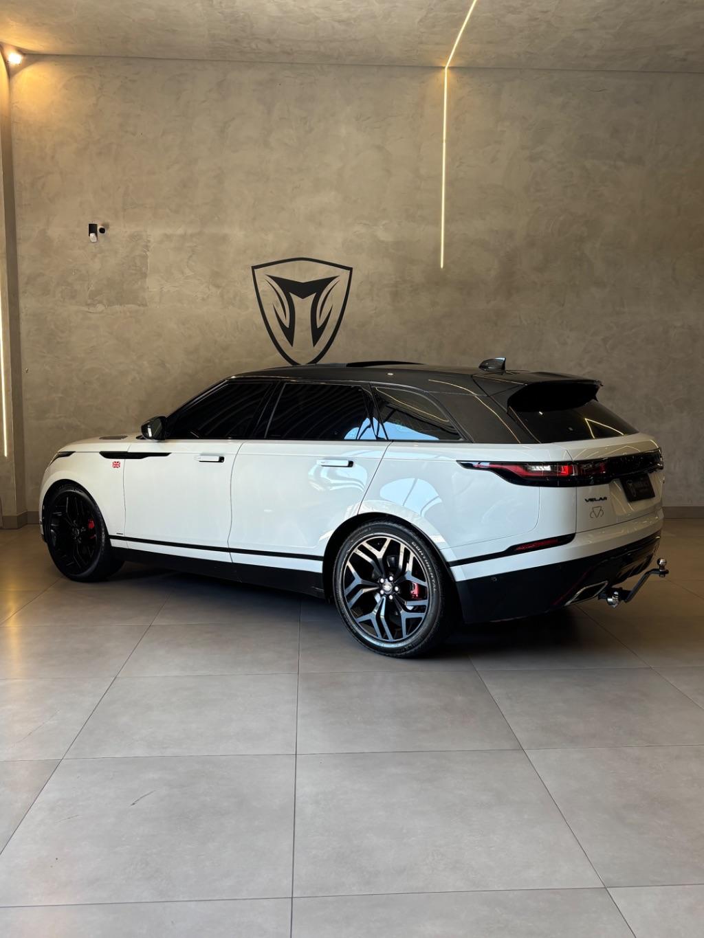 LAND ROVER Range Rover Velar - Foto