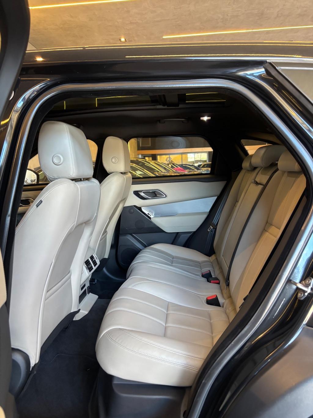 LAND ROVER Range Rover Velar - Foto