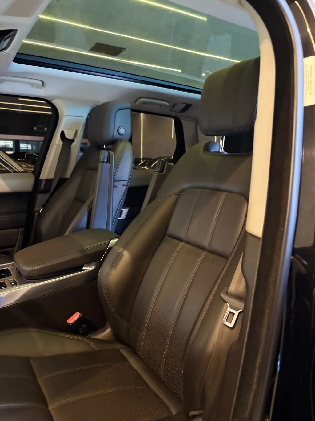LAND ROVER Range Rover Sport - Foto