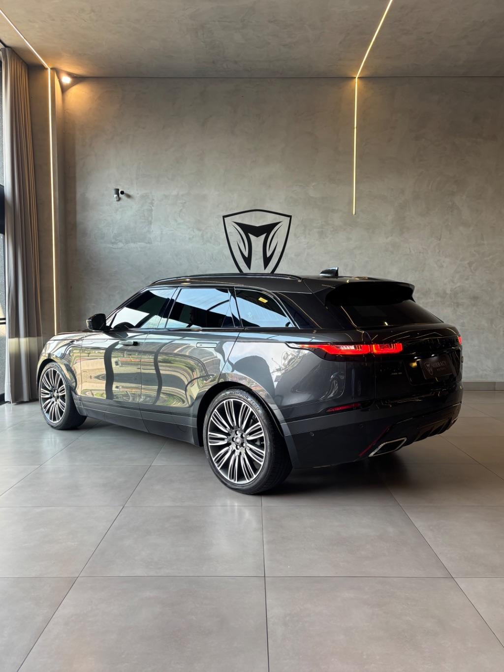 LAND ROVER Range Rover Velar - Foto