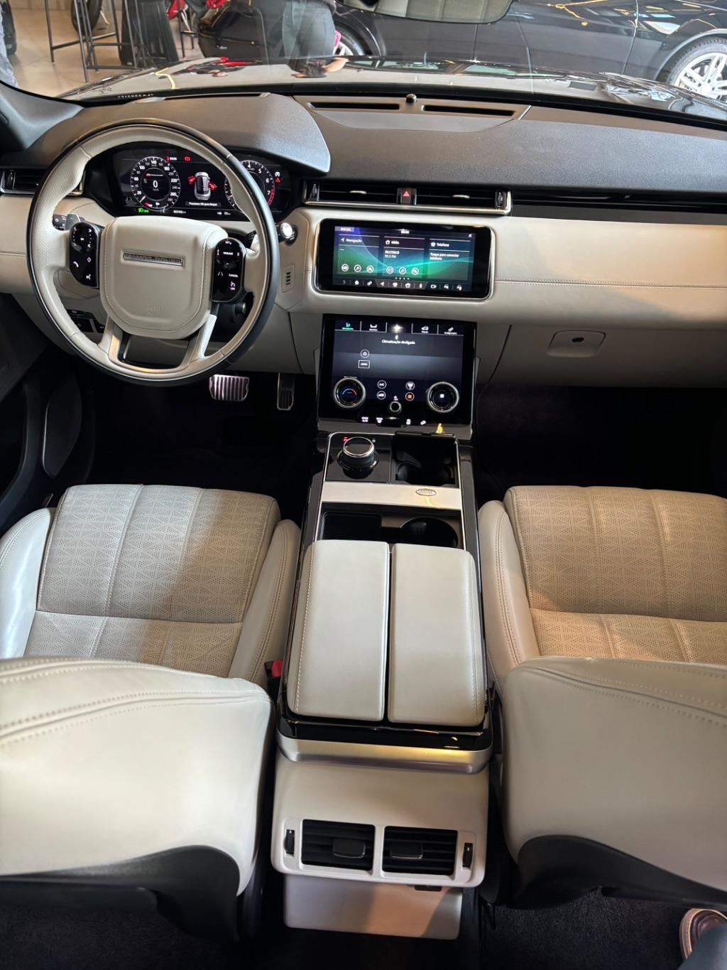 LAND ROVER Range Rover Velar - Foto