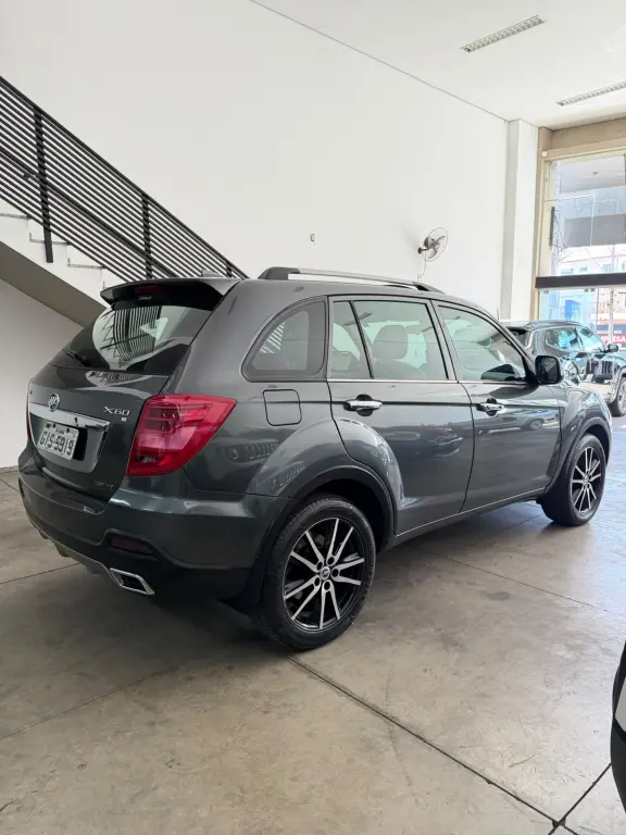 LIFAN X60 - Foto