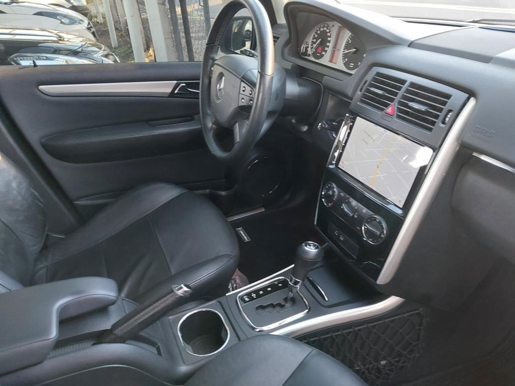 MERCEDES-BENZ B 180 - Foto