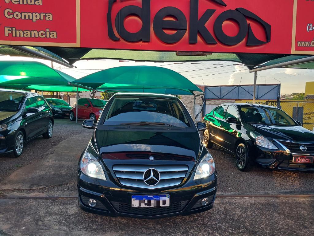 MERCEDES-BENZ B 180 - Foto