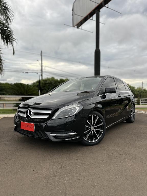 MERCEDES-BENZ B 200 - Foto