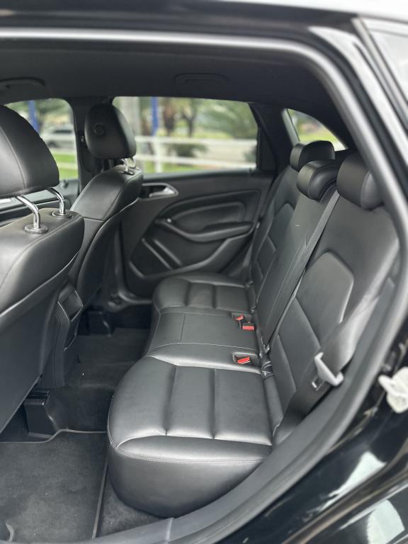 MERCEDES-BENZ B 200 - Foto