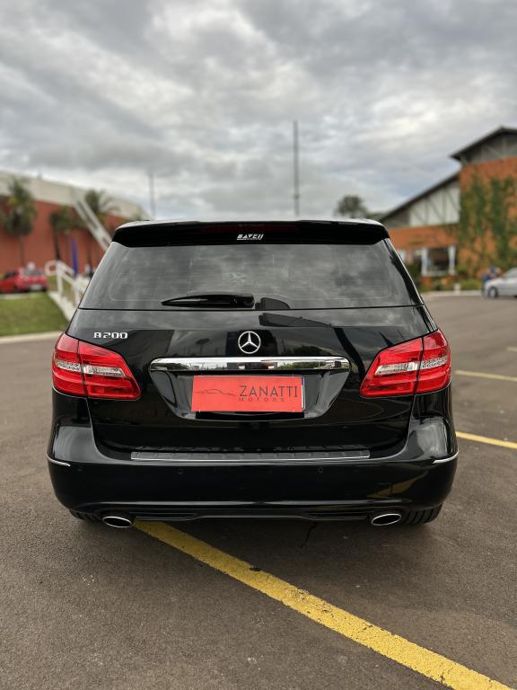 MERCEDES-BENZ B 200 - Foto