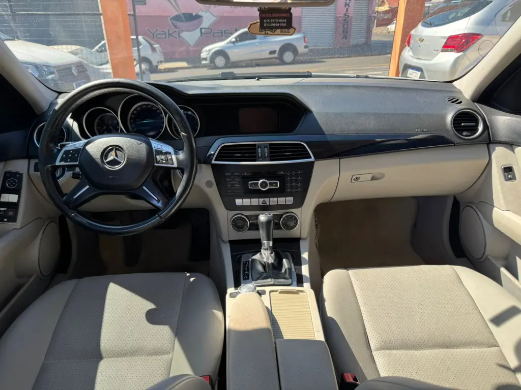 MERCEDES-BENZ C 180 - Foto