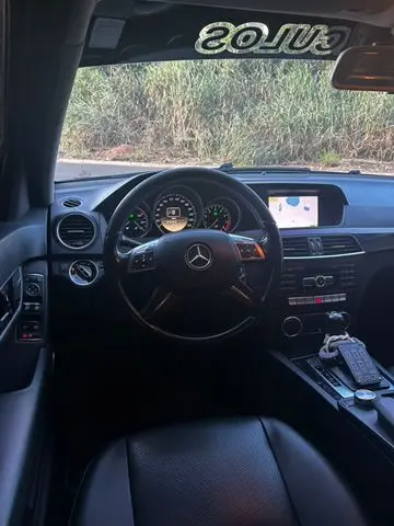 MERCEDES-BENZ C 180 - Foto