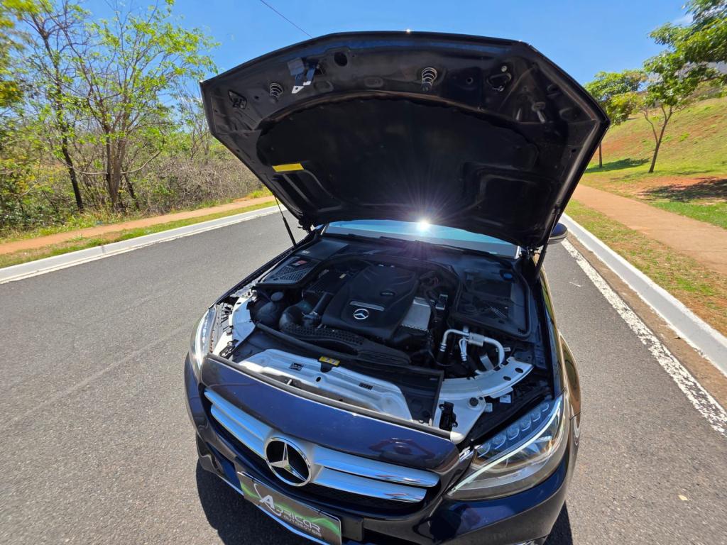 MERCEDES-BENZ C 180 - Foto