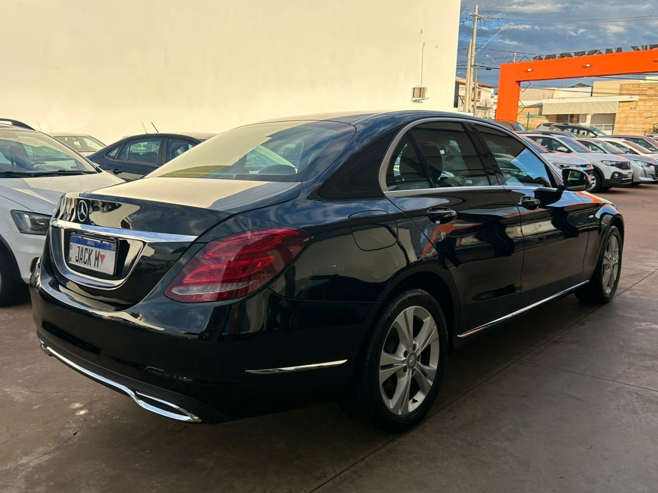 MERCEDES-BENZ C 180 - Foto