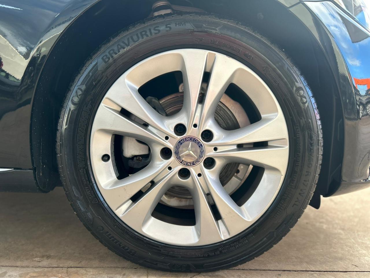 MERCEDES-BENZ C 180 - Foto