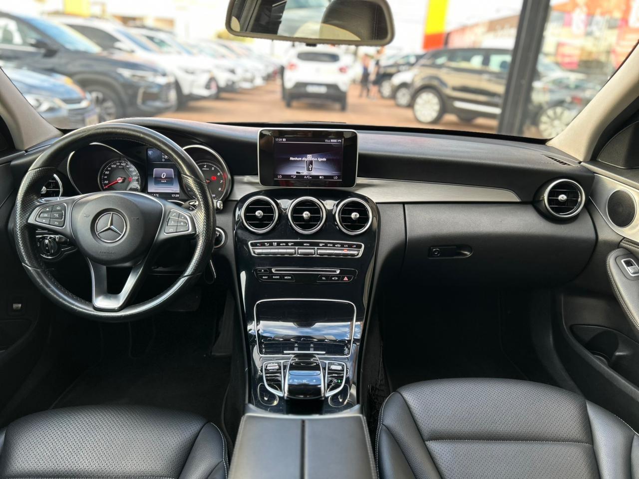 MERCEDES-BENZ C 180 - Foto