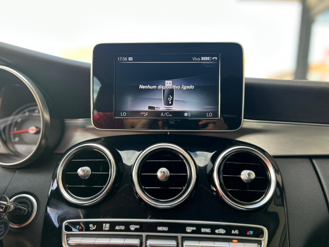 MERCEDES-BENZ C 180 - Foto