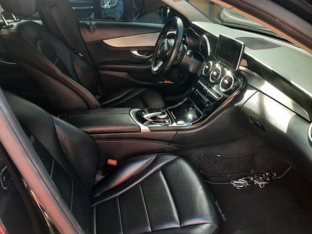 MERCEDES-BENZ C 180 - Foto