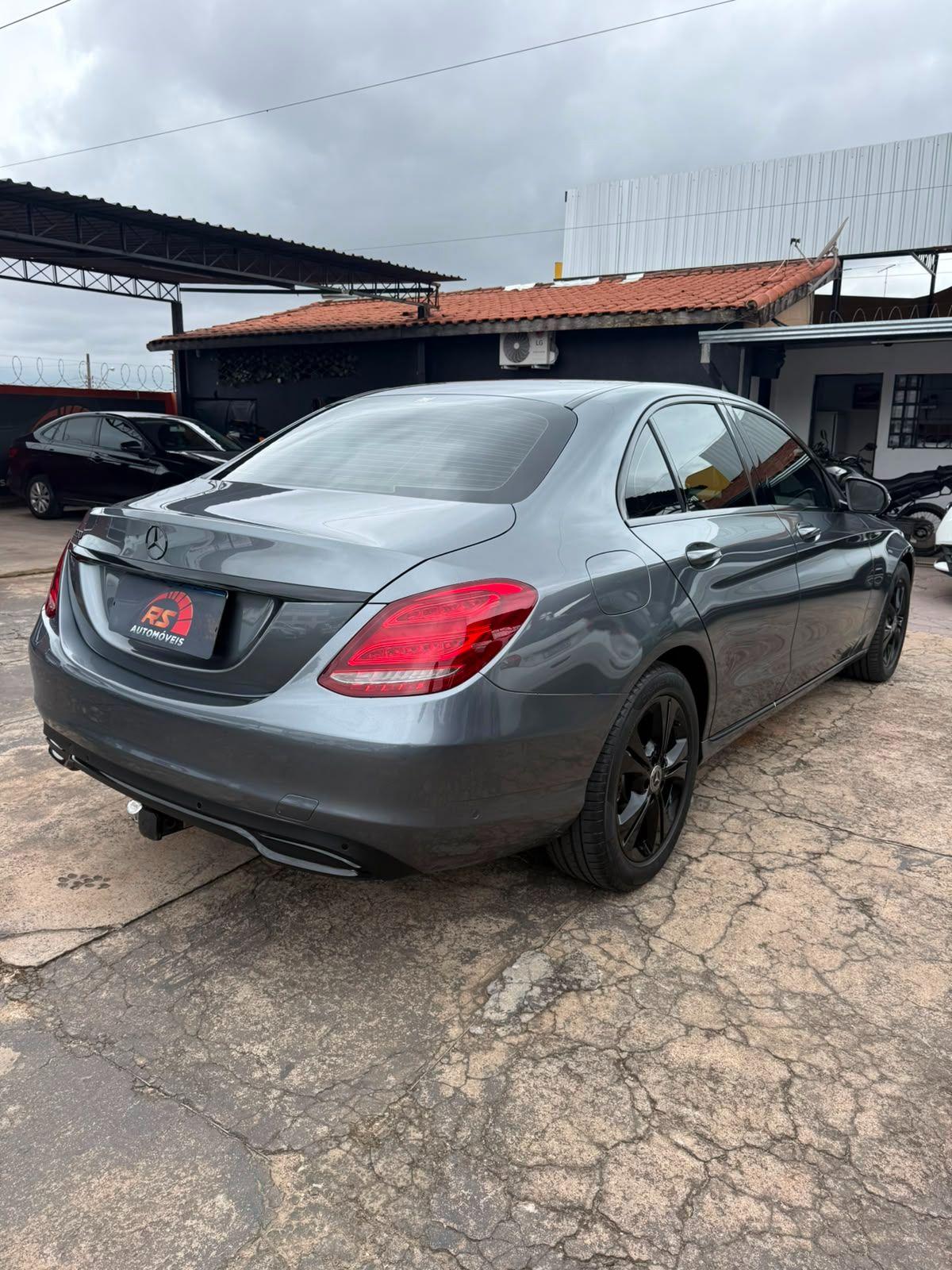 MERCEDES-BENZ C 180 - Foto