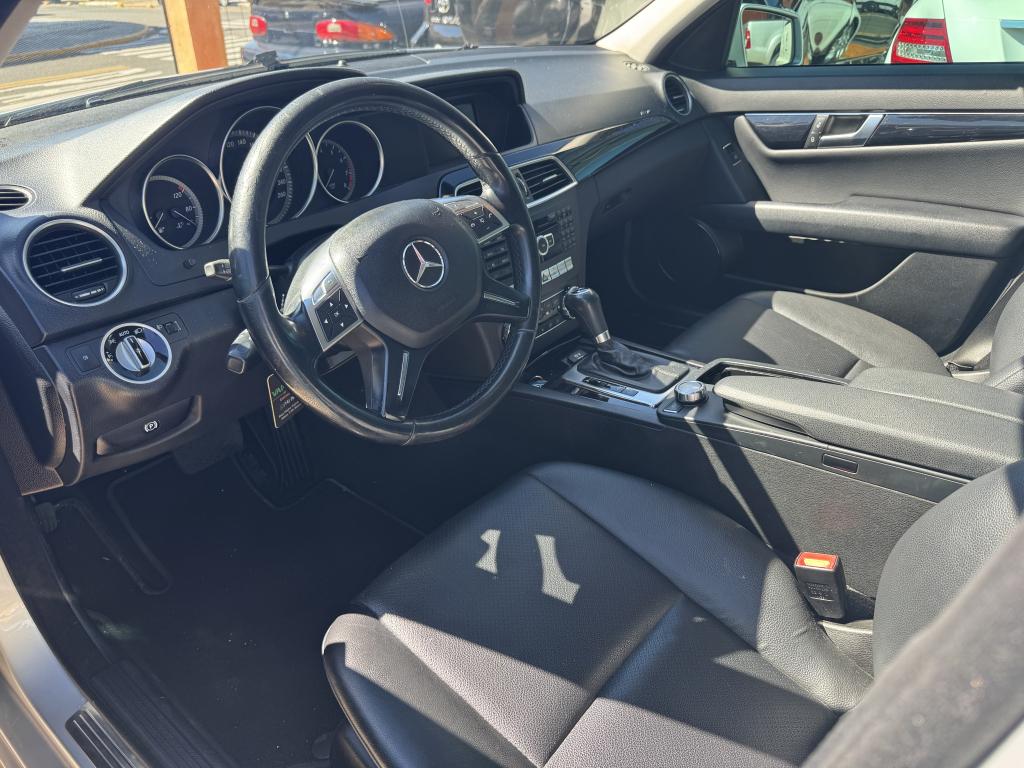 MERCEDES-BENZ C 180 - Foto