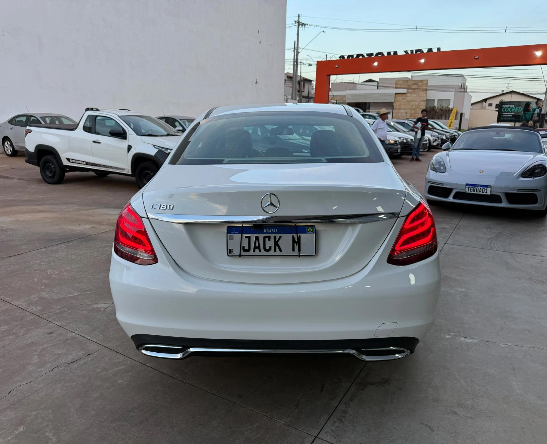MERCEDES-BENZ C 180 - Foto