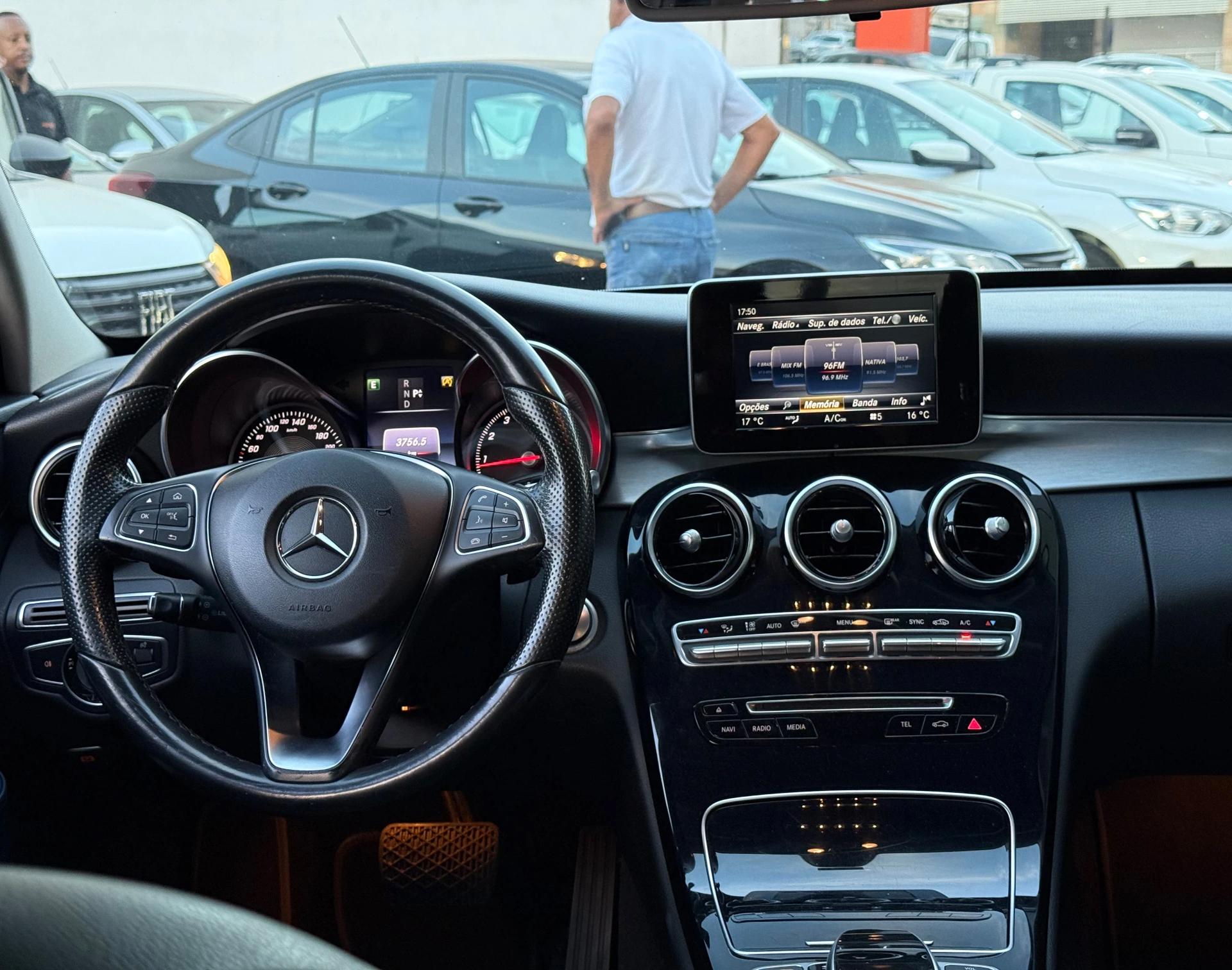 MERCEDES-BENZ C 180 - Foto