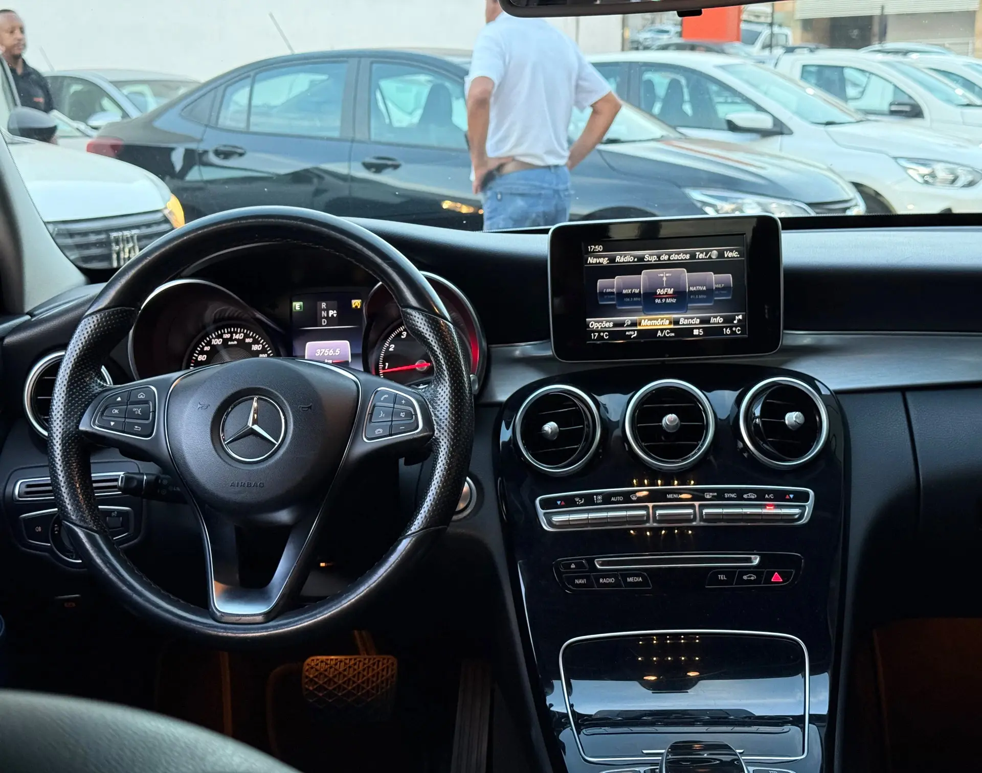 MERCEDES-BENZ C 180 - Foto