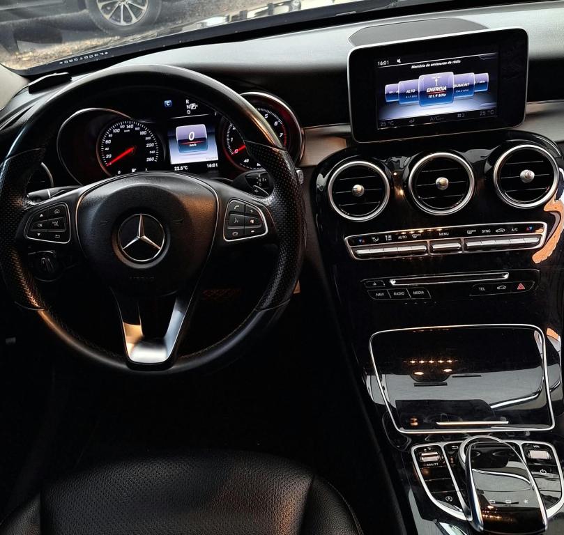 MERCEDES-BENZ C 180 - Foto