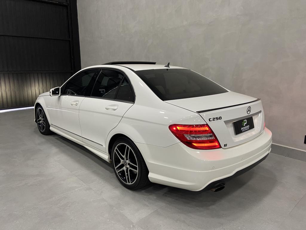 MERCEDES-BENZ C 250 - Foto