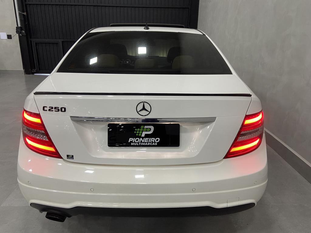 MERCEDES-BENZ C 250 - Foto