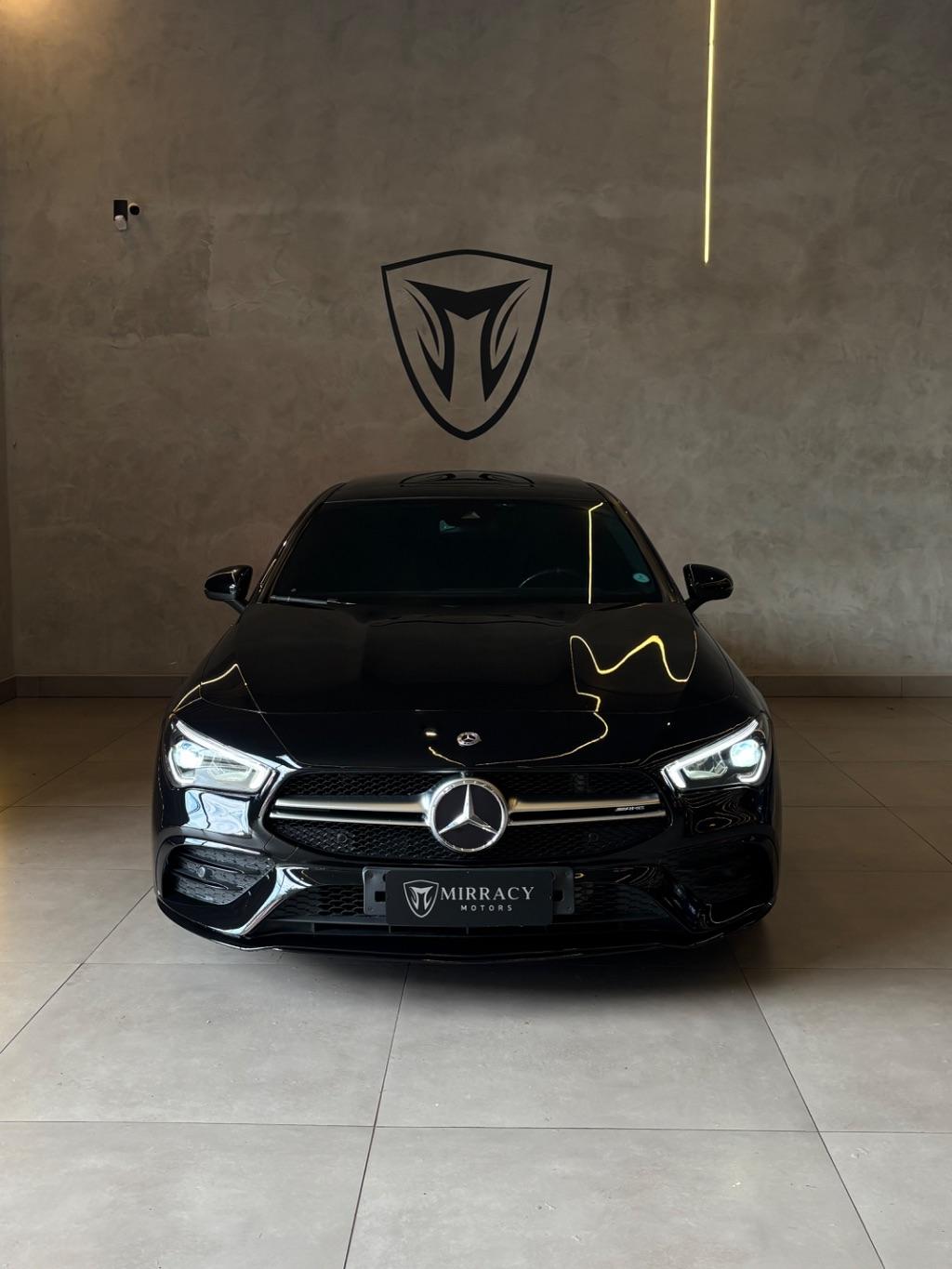 MERCEDES-BENZ CLA 35 AMG - Foto