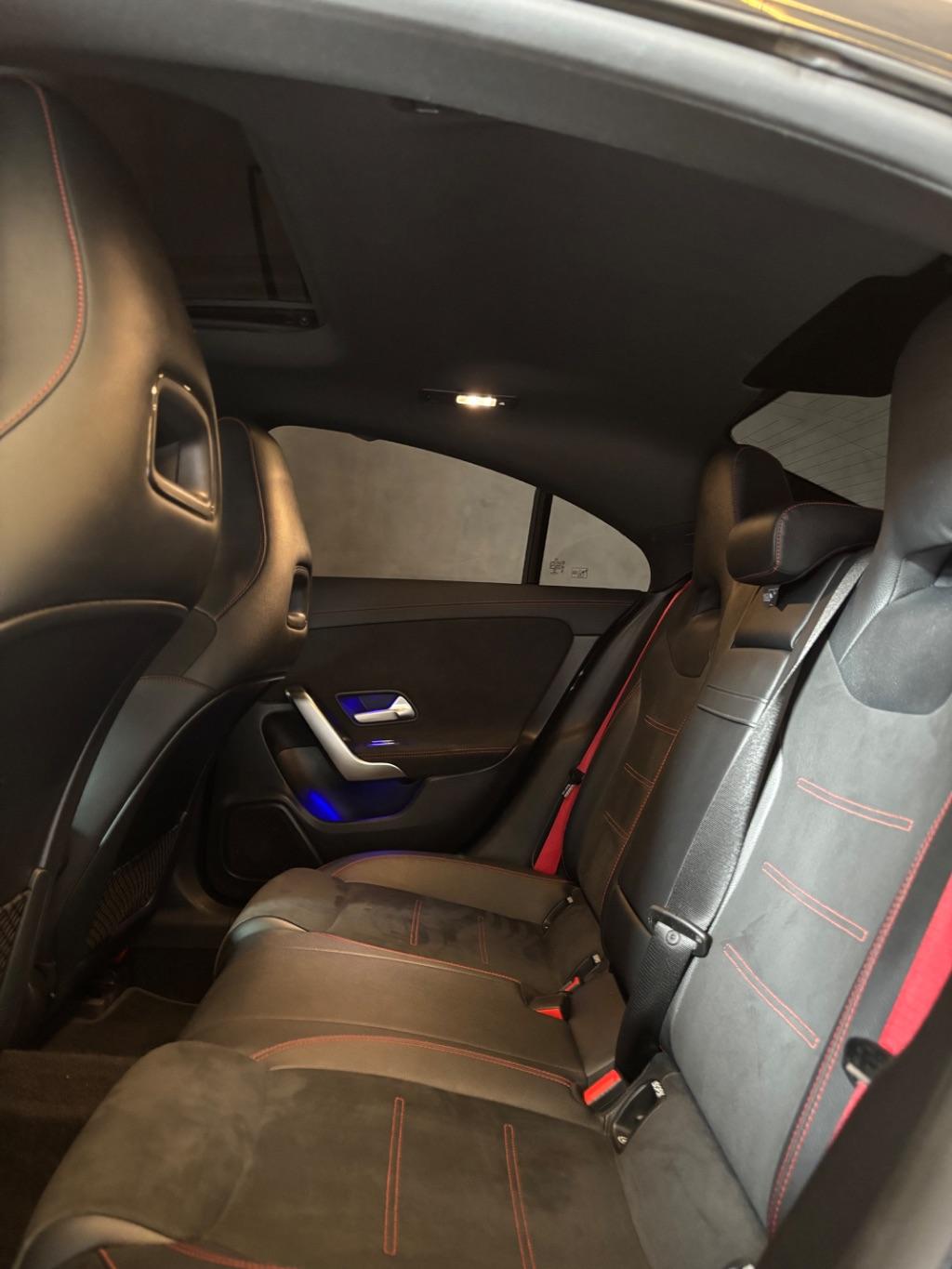 MERCEDES-BENZ CLA 35 AMG - Foto