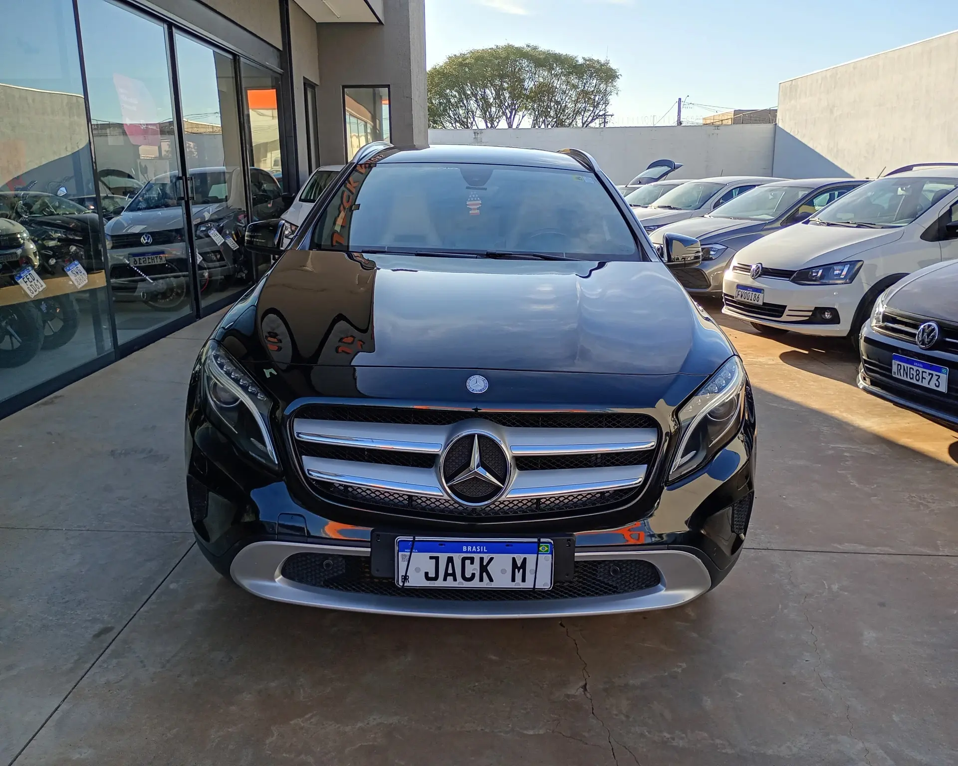 MERCEDES-BENZ GLA 200 - Foto