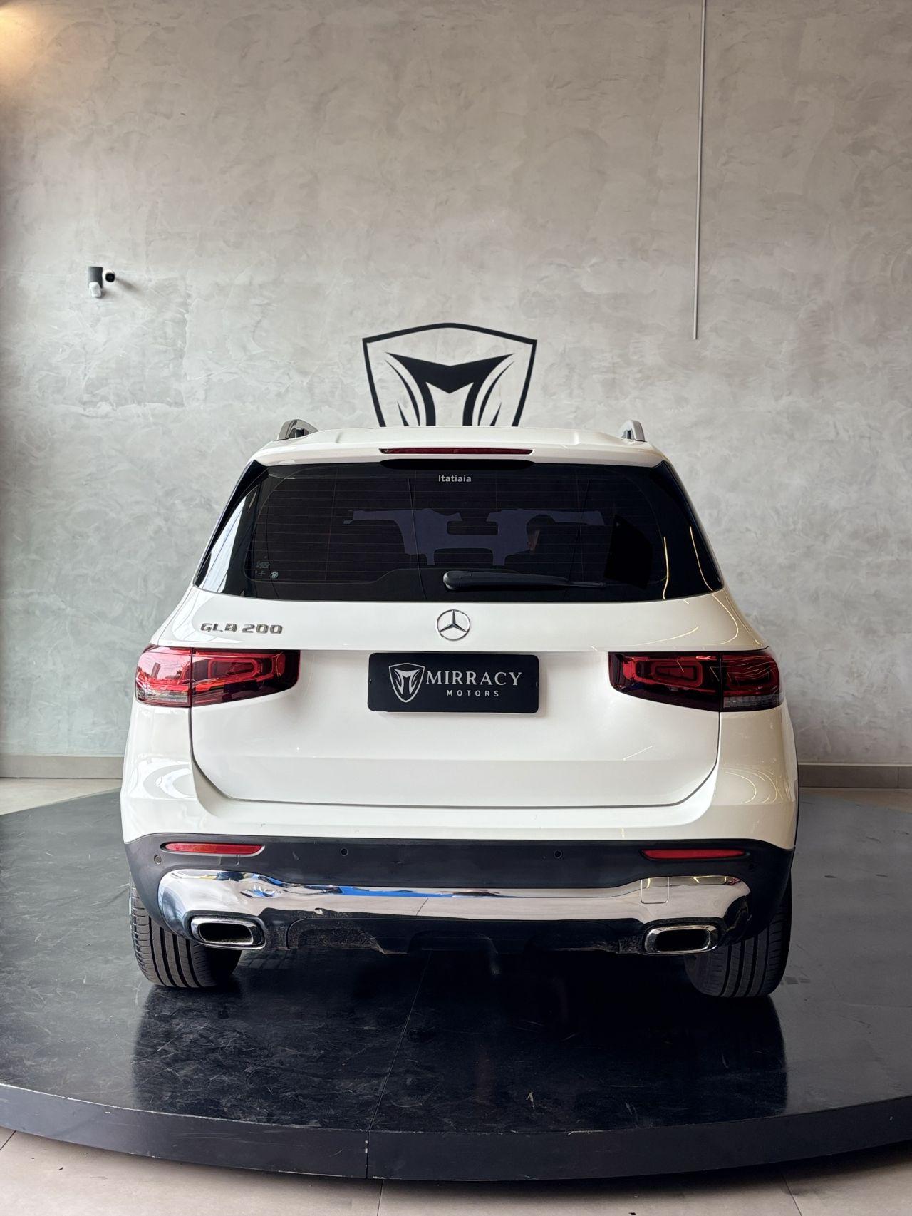 MERCEDES-BENZ GLB 200 - Foto