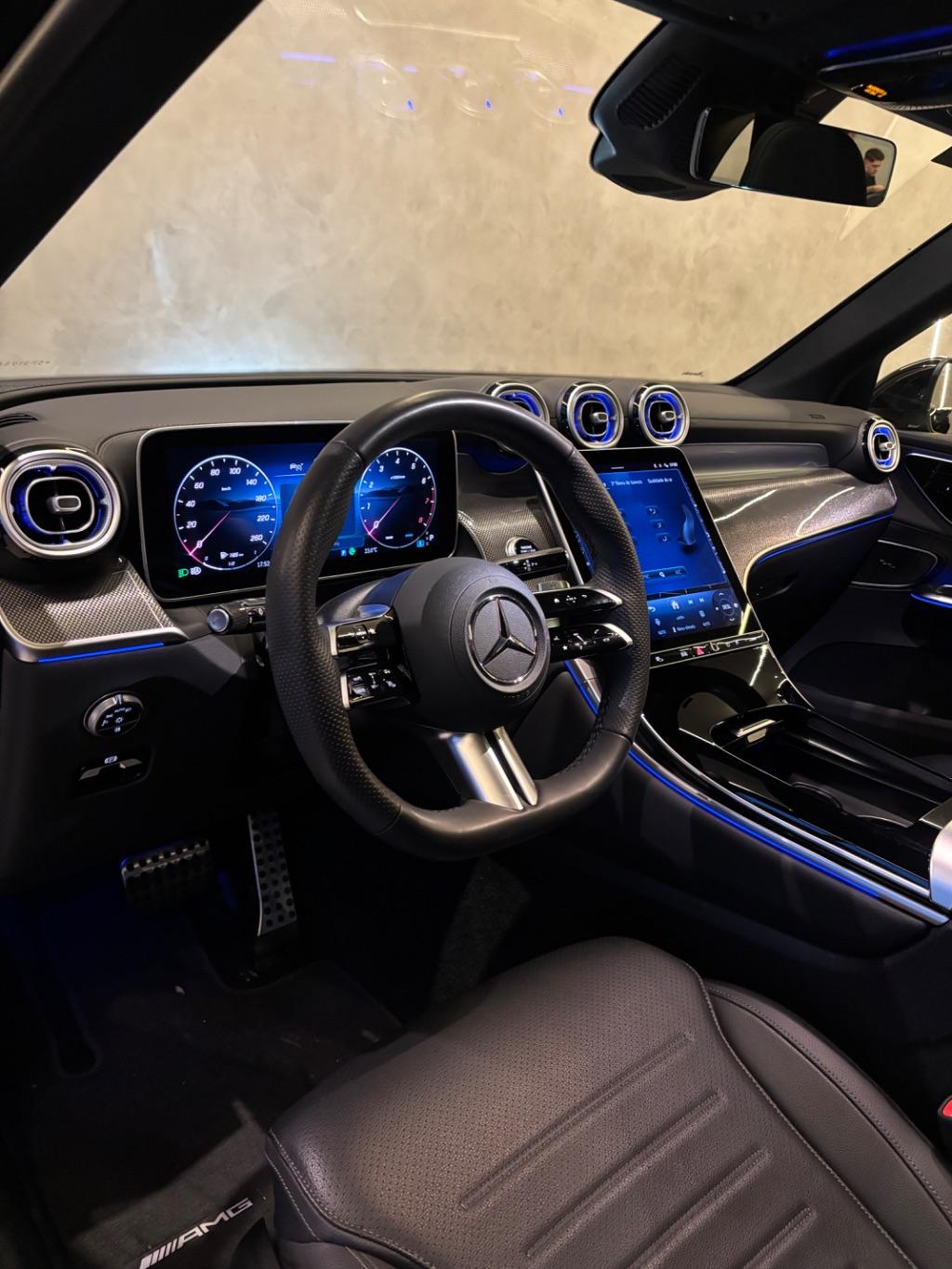 MERCEDES-BENZ GLC 300 - Foto