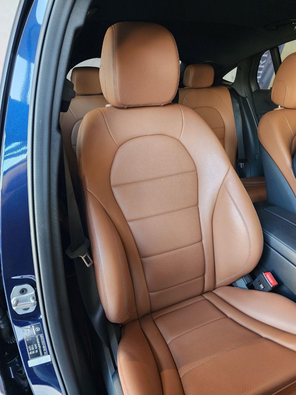 MERCEDES-BENZ GLC 300 - Foto