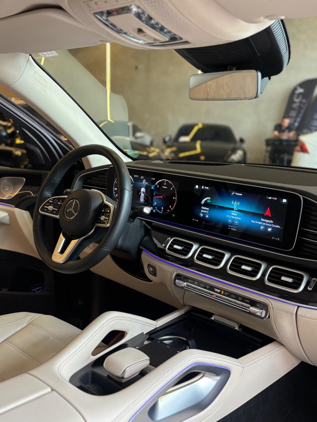 MERCEDES-BENZ GLE 400d - Foto