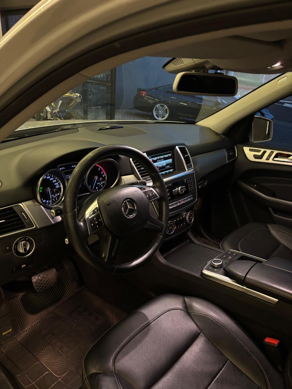MERCEDES-BENZ ML 350 - Foto