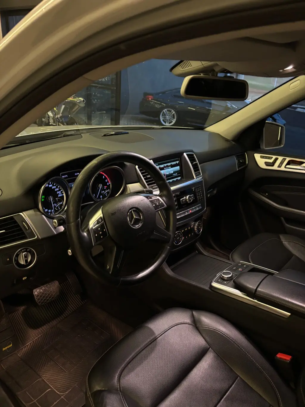 MERCEDES-BENZ ML 350 - Foto