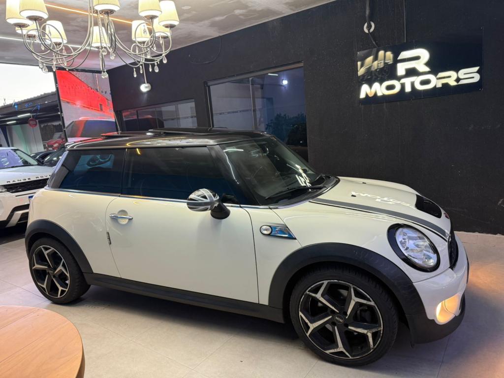 MINI John Cooper Works - Foto