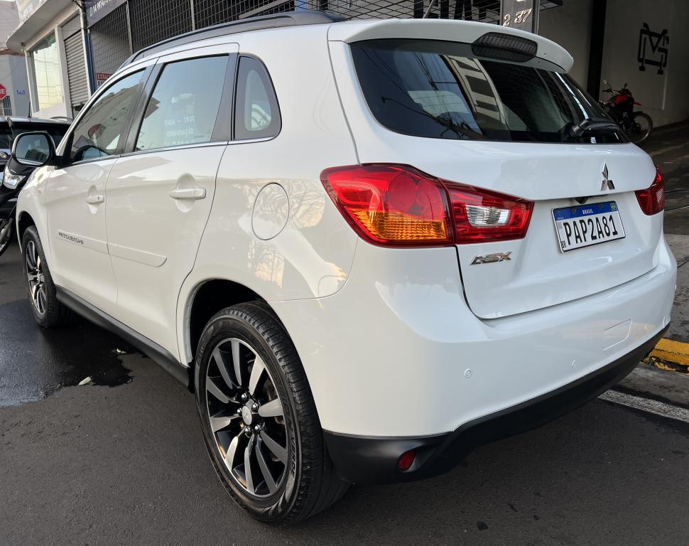 MITSUBISHI ASX - Foto