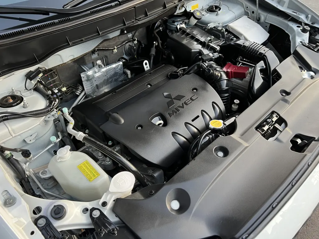 MITSUBISHI ASX - Foto