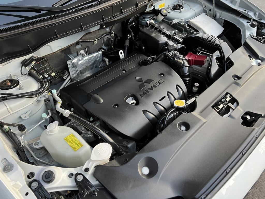 MITSUBISHI ASX - Foto