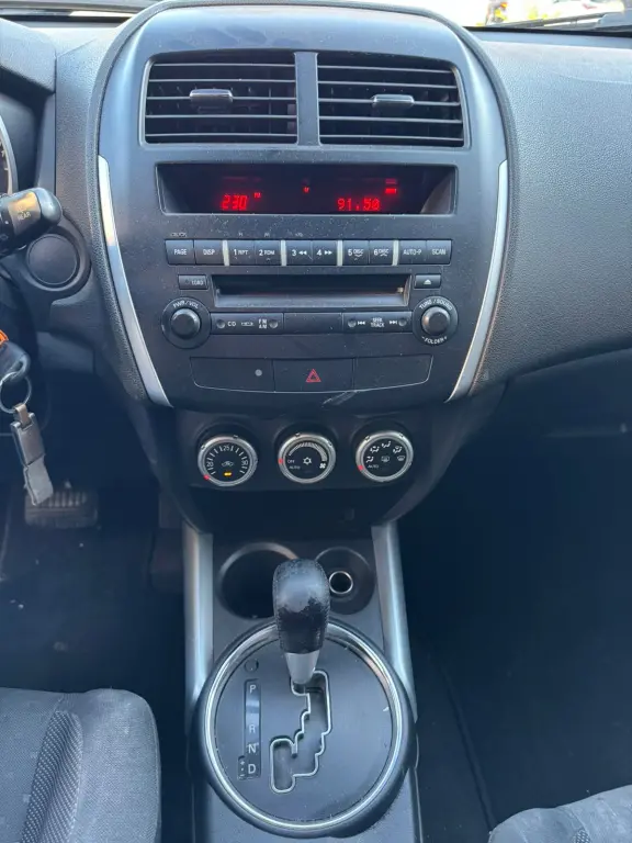 MITSUBISHI ASX - Foto