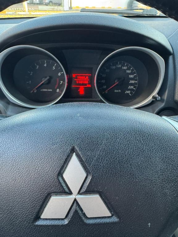 MITSUBISHI ASX - Foto