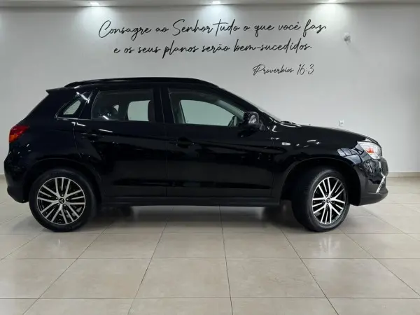 MITSUBISHI ASX - Foto