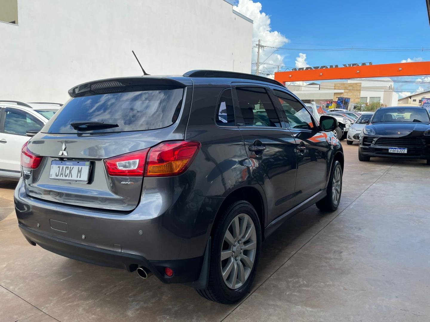 MITSUBISHI ASX - Foto