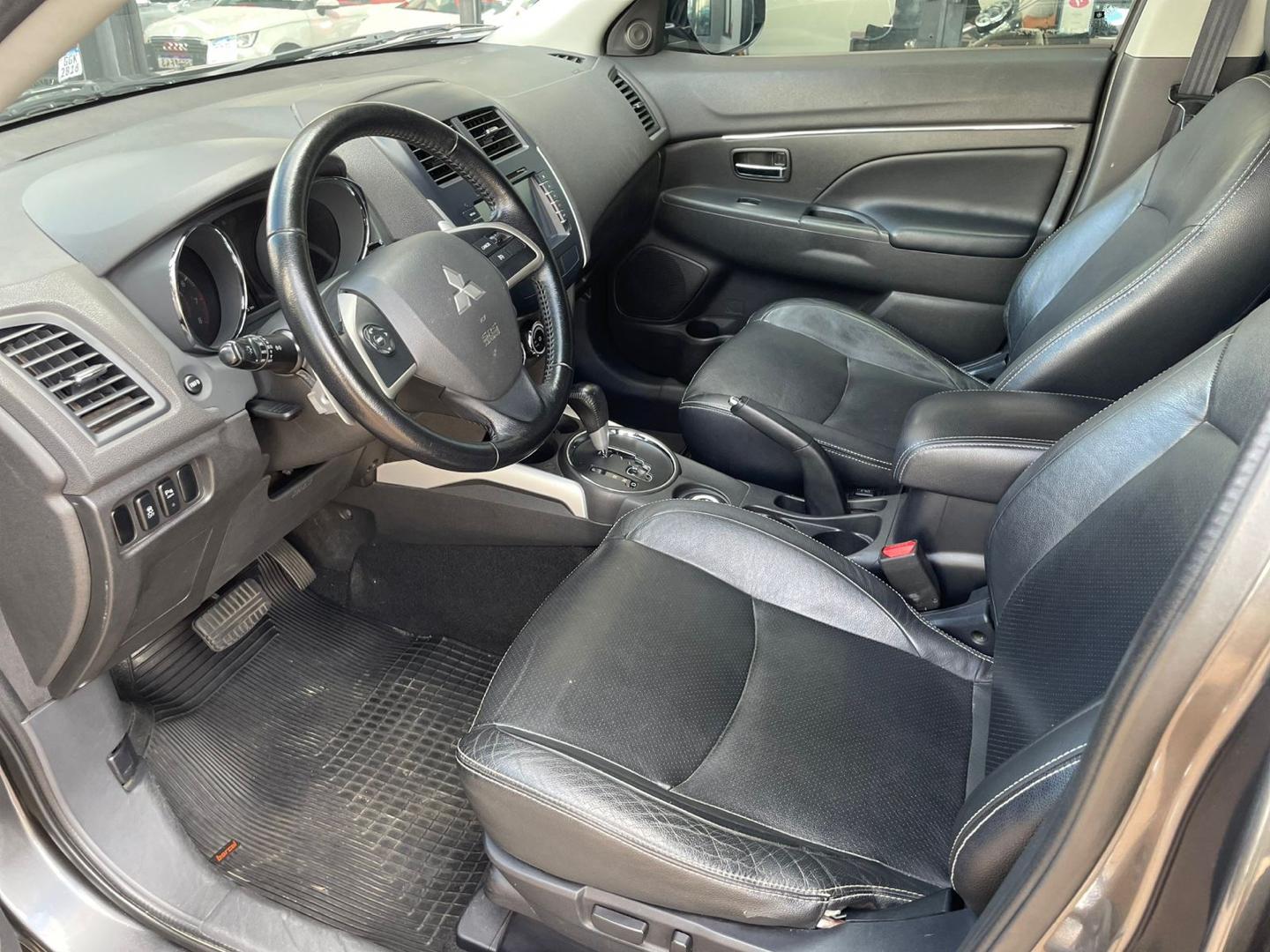 MITSUBISHI ASX - Foto