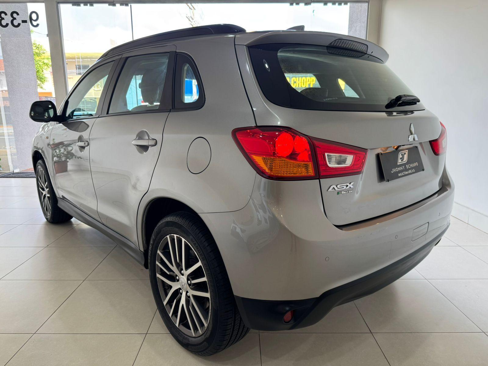 MITSUBISHI ASX - Foto